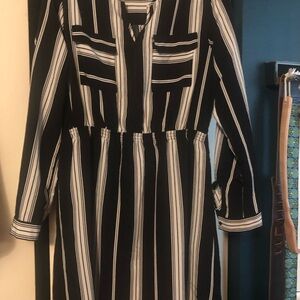 Mossimo Supply Co. Black and White Long Sleeve Dress